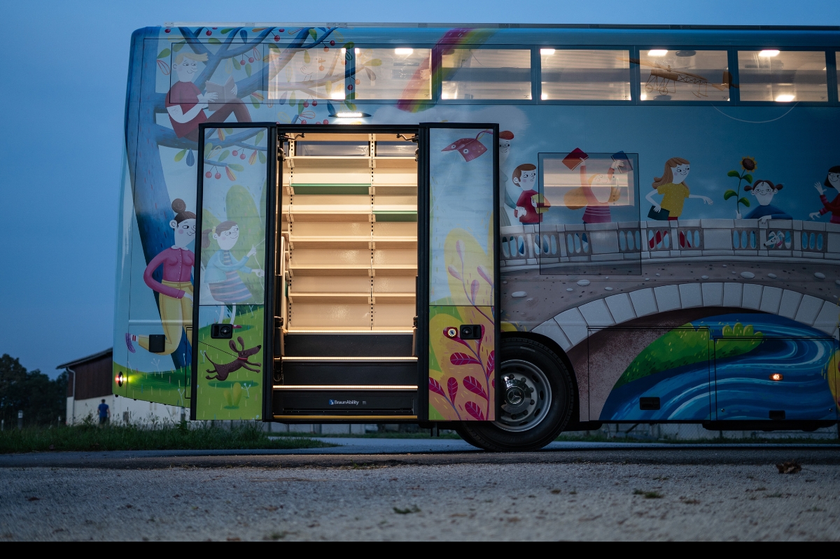AS Domžale | Bibliobus MAN - image 4