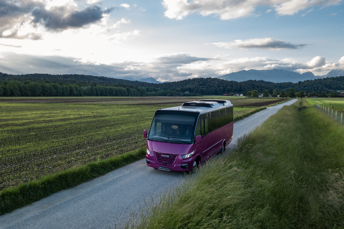 AS Domžale | Purple Iveco Rapido - image 1