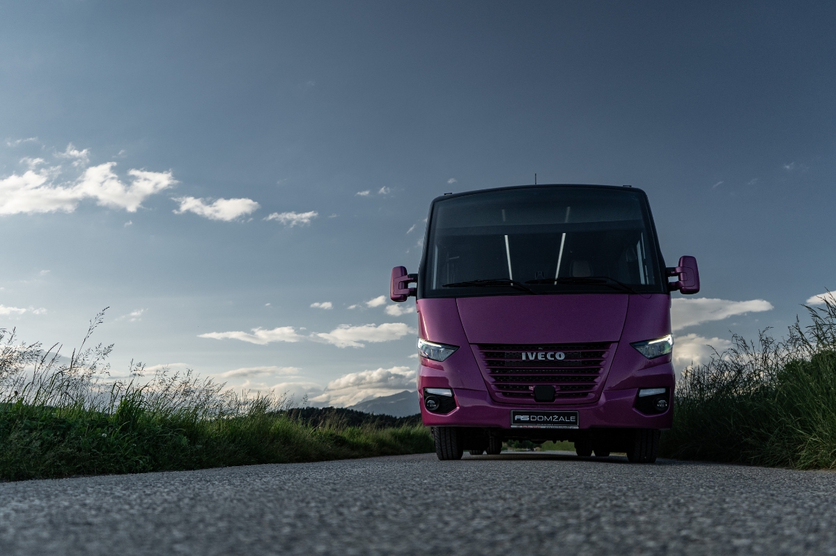 AS Domžale | Purple Iveco Rapido - image 4