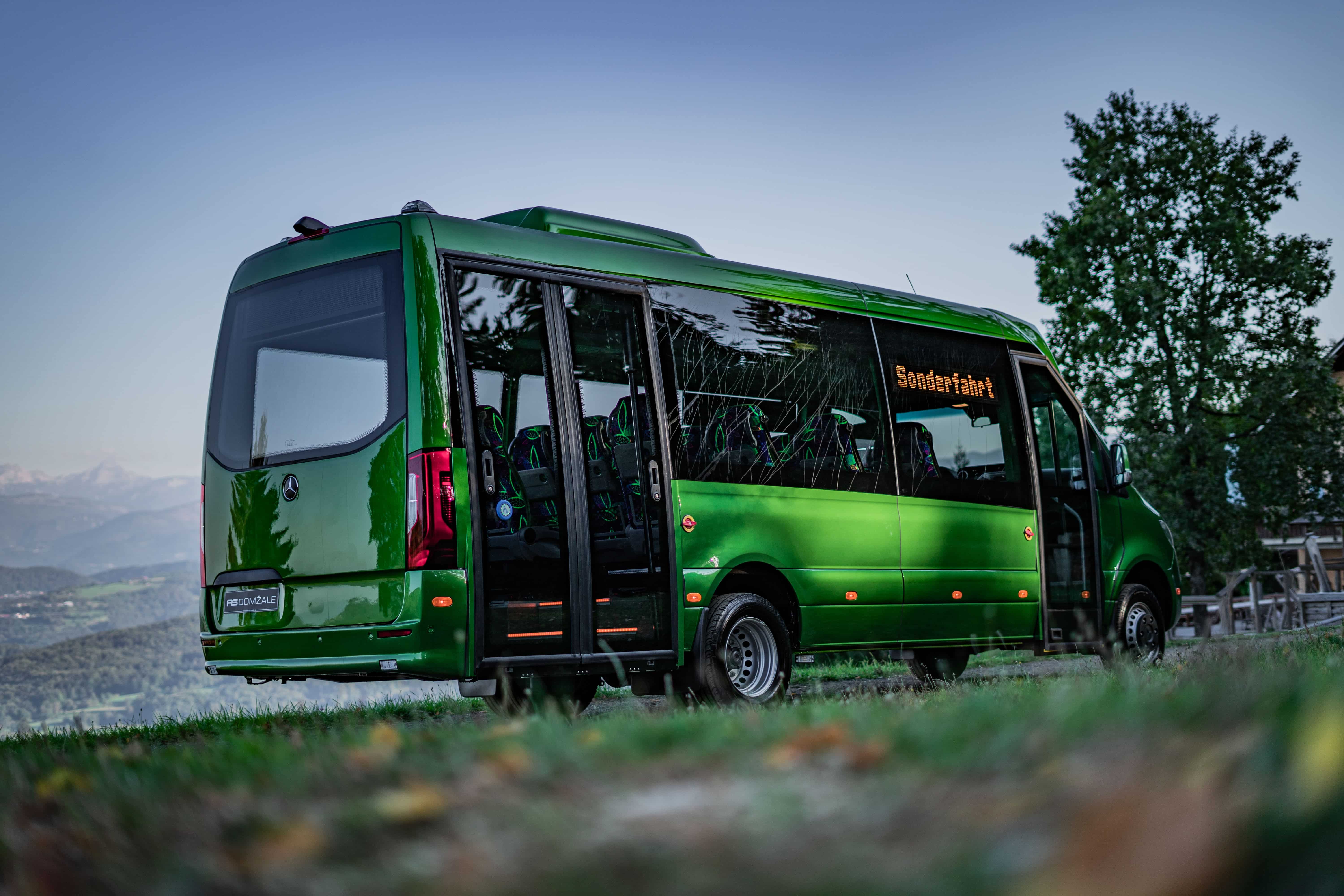 Mercedes-Benz VIP Sprinter - image 7